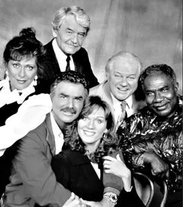 Evening Shade cast